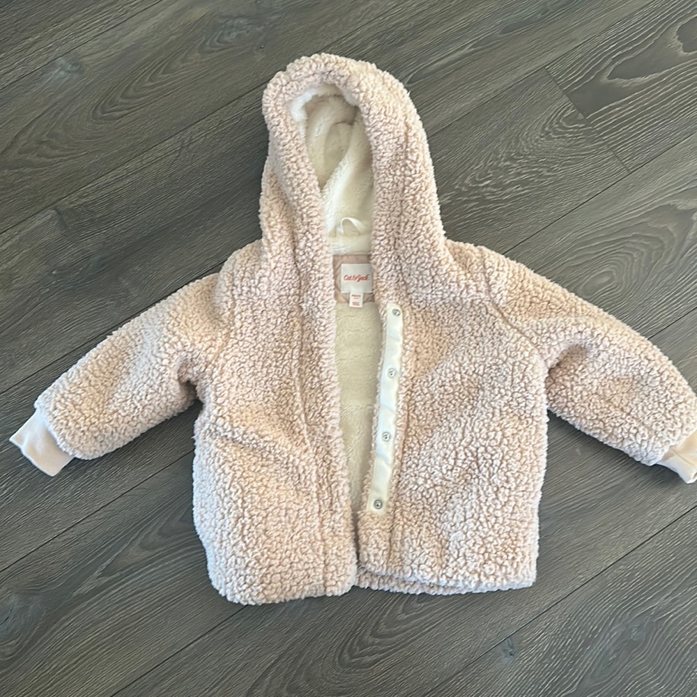 Hardly worn girls Sherpa jacket